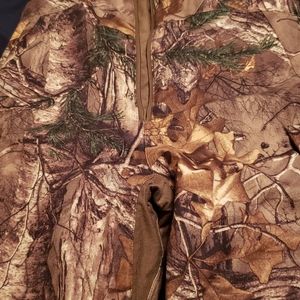 Magellan outdoors  camo bibs